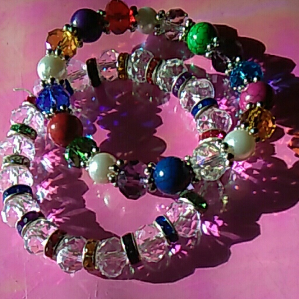 2 Australia crystal beaded bracelet s freeeeeeee